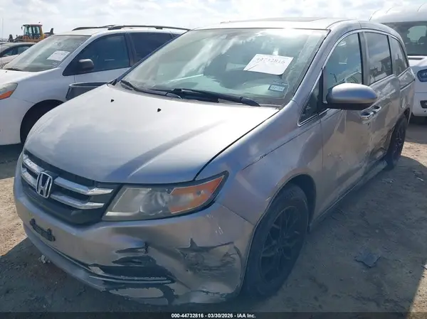 5FNRL5H63GB160972 2016 HONDA ODYSSEY - Image 2