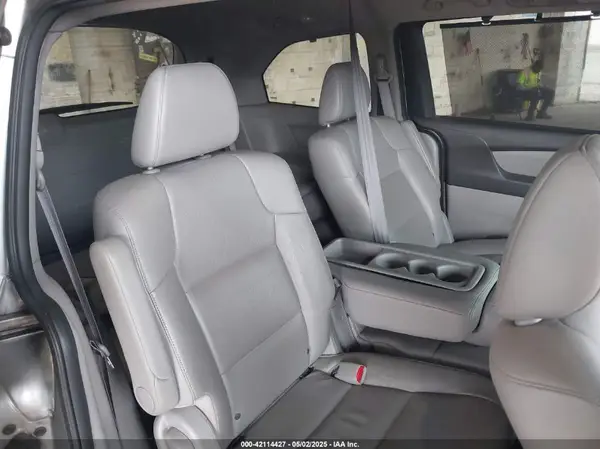 5FNRL5H63GB165993 2016 HONDA ODYSSEY - Image 8