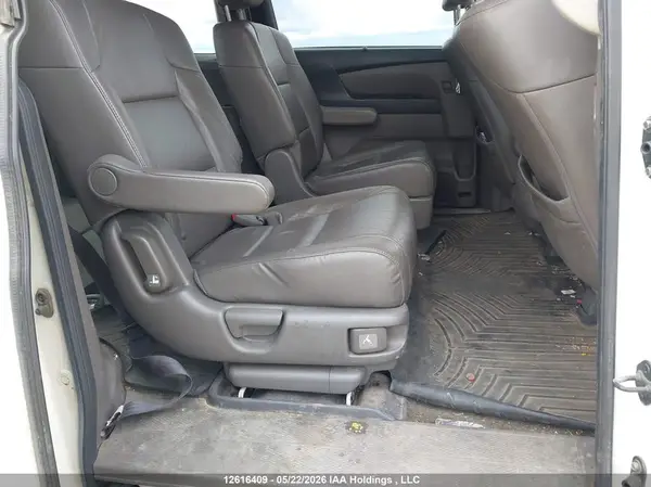5FNRL5H63GB504381 2016 HONDA ODYSSEY - Image 8