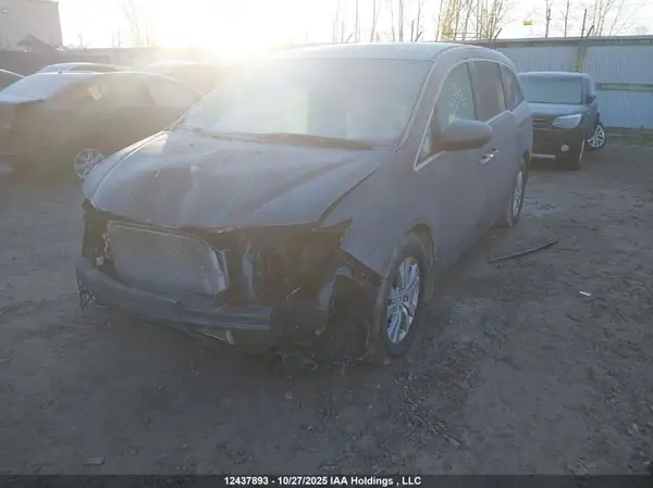5FNRL5H63GB511329 2016 HONDA ODYSSEY - Image 2