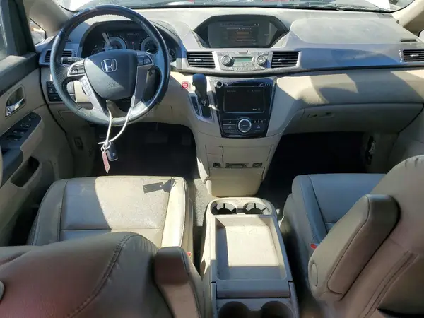 5FNRL5H63HB004660 2017 HONDA ODYSSEY - Image 8