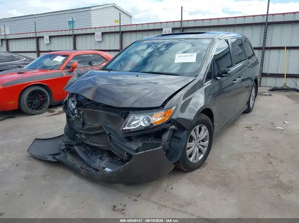 5FNRL5H63HB008353 2017 HONDA ODYSSEY - Image 2