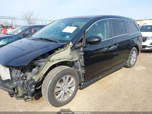 5FNRL5H63HB010071 2017 HONDA ODYSSEY - Image 2