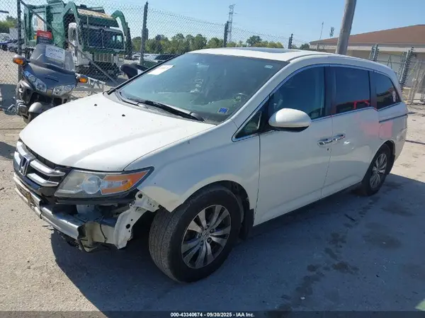 5FNRL5H63HB015433 2017 HONDA ODYSSEY - Image 2