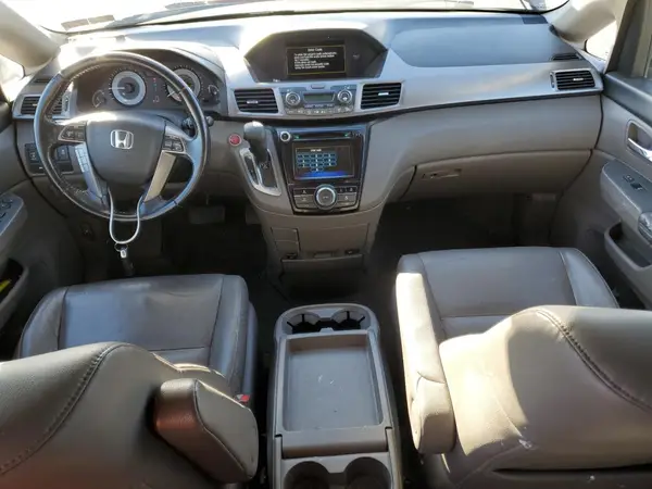 5FNRL5H64GB013690 2016 HONDA ODYSSEY - Image 8