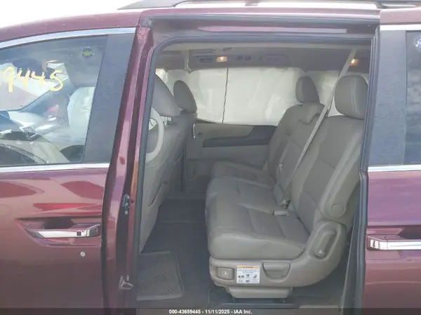 5FNRL5H64GB019859 2016 HONDA ODYSSEY - Image 8