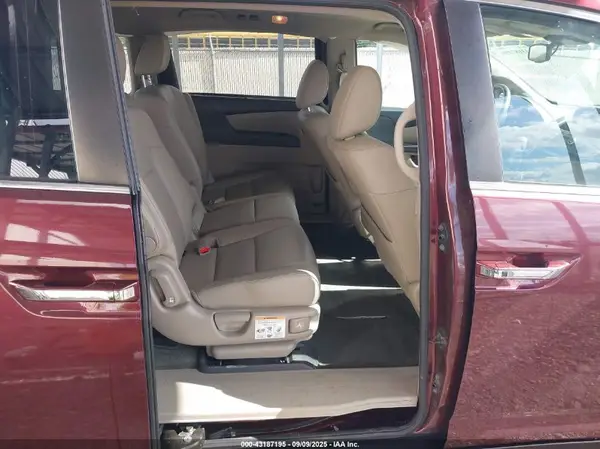 5FNRL5H64GB046348 2016 HONDA ODYSSEY - Image 8