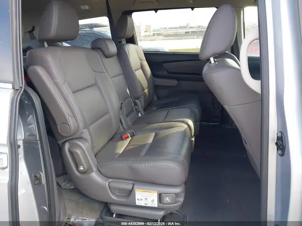 5FNRL5H64GB058306 2016 HONDA ODYSSEY - Image 8
