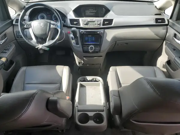 5FNRL5H64GB063747 2016 HONDA ODYSSEY - Image 8