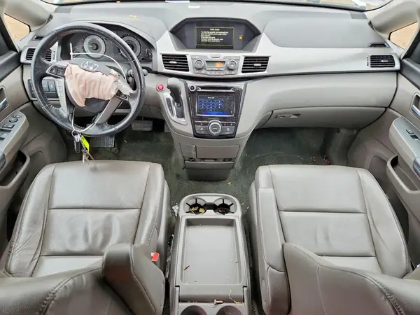 5FNRL5H64GB083142 2016 HONDA ODYSSEY - Image 8