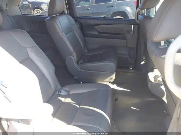 5FNRL5H64GB085361 2016 HONDA ODYSSEY - Image 8