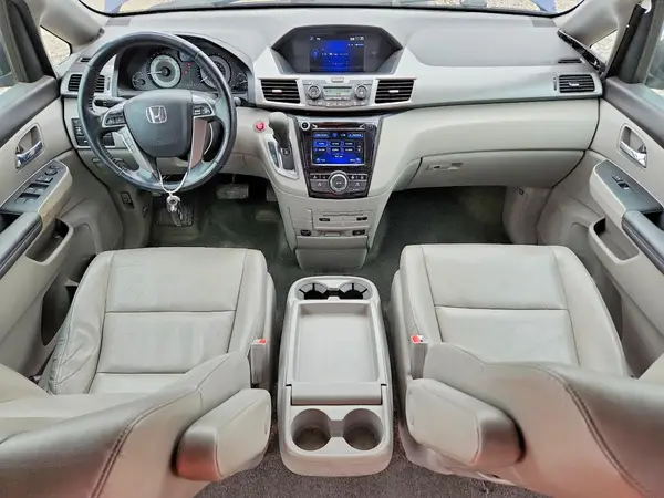 5FNRL5H64GB111814 2016 HONDA ODYSSEY - Image 8