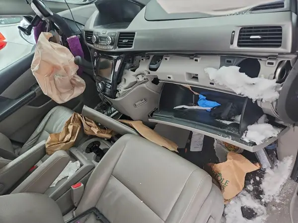 5FNRL5H64GB120075 2016 HONDA ODYSSEY - Image 8