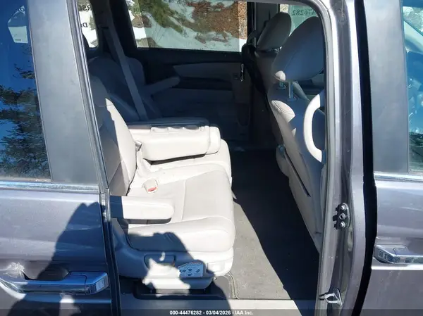 5FNRL5H64GB129679 2016 HONDA ODYSSEY - Image 8