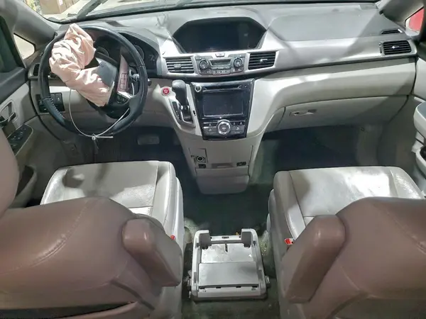 5FNRL5H64GB145901 2016 HONDA ODYSSEY - Image 8
