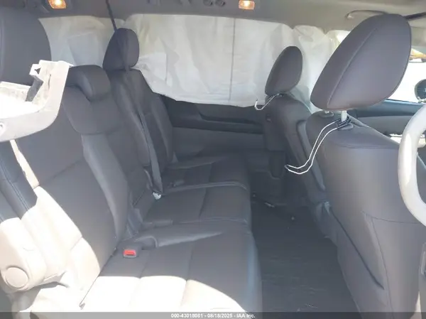 5FNRL5H64GB152542 2016 HONDA ODYSSEY - Image 8