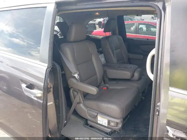 5FNRL5H64GB169809 2016 HONDA ODYSSEY - Image 8