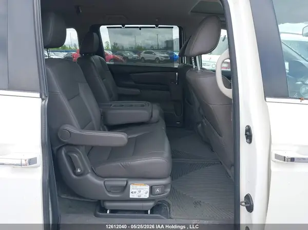 5FNRL5H64GB505880 2016 HONDA ODYSSEY - Image 8