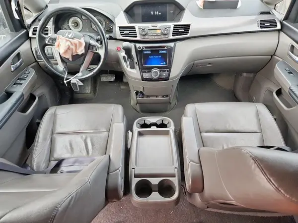 5FNRL5H64HB000147 2017 HONDA ODYSSEY - Image 8