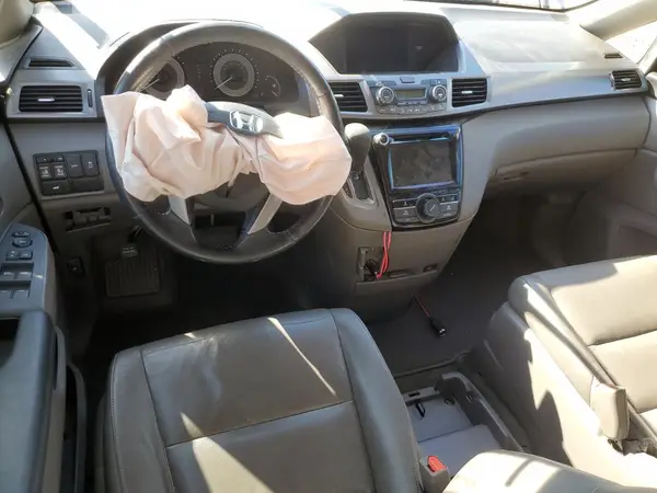 5FNRL5H64HB003324 2017 HONDA ODYSSEY - Image 8