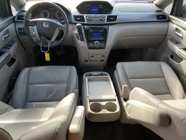 5FNRL5H64HB005302 2017 HONDA ODYSSEY - Image 8