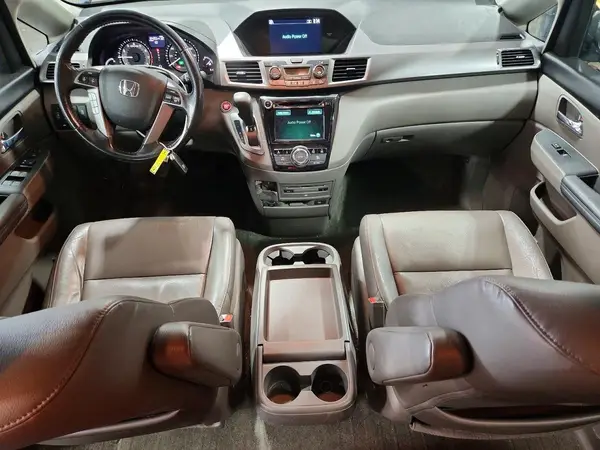 5FNRL5H64HB007132 2017 HONDA ODYSSEY - Image 8