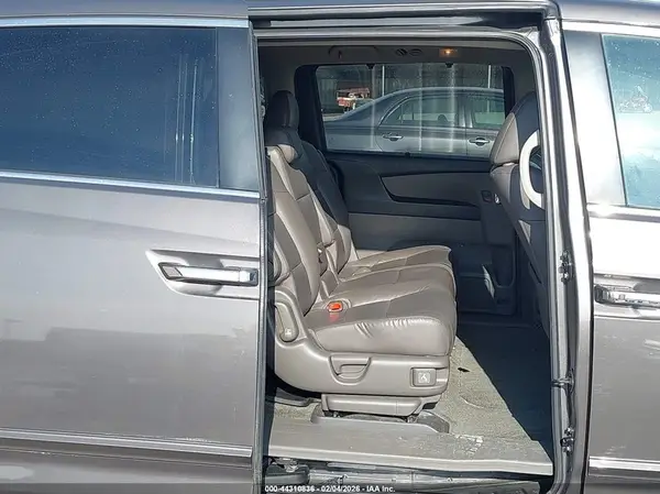 5FNRL5H65GB002553 2016 HONDA ODYSSEY - Image 8