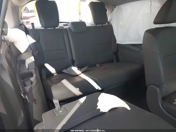 5FNRL5H65GB012774 2016 HONDA ODYSSEY - Image 8