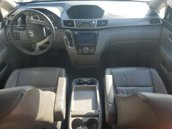 5FNRL5H65GB018137 2016 HONDA ODYSSEY - Image 8