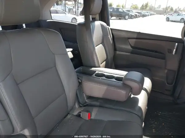 5FNRL5H65GB057150 2016 HONDA ODYSSEY - Image 8