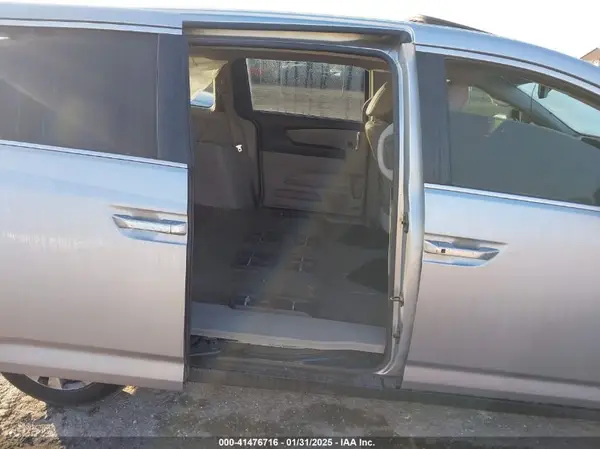 5FNRL5H65GB080864 2016 HONDA ODYSSEY - Image 8