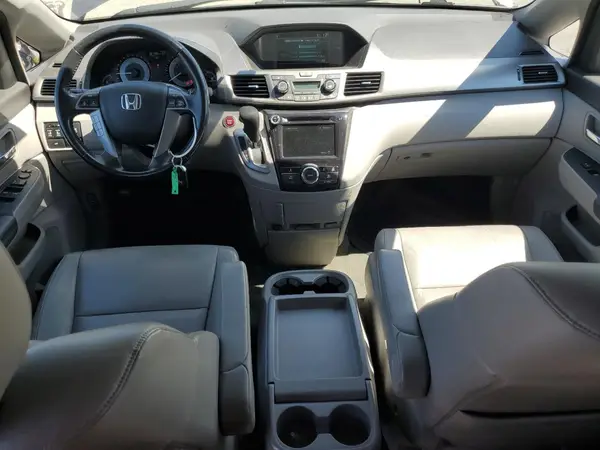 5FNRL5H65GB081612 2016 HONDA ODYSSEY - Image 8