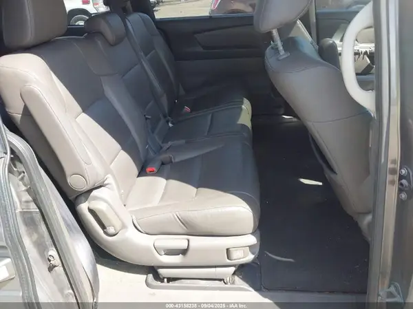 5FNRL5H65GB085336 2016 HONDA ODYSSEY - Image 8