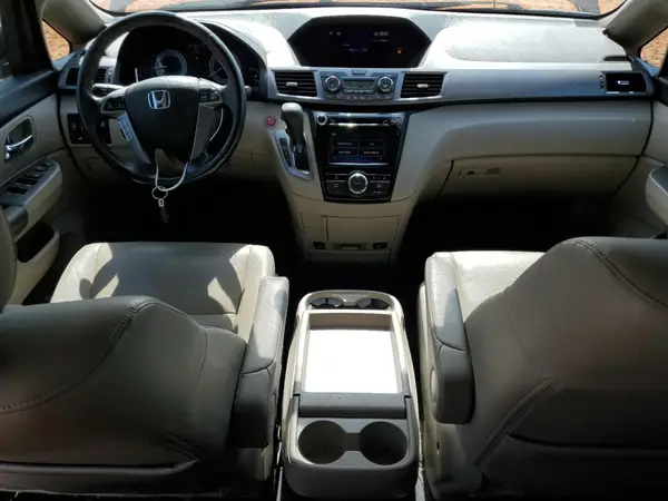 5FNRL5H65GB103673 2016 HONDA ODYSSEY - Image 8