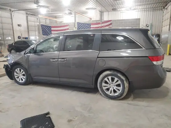 5FNRL5H65GB109411 2016 HONDA ODYSSEY - Image 2