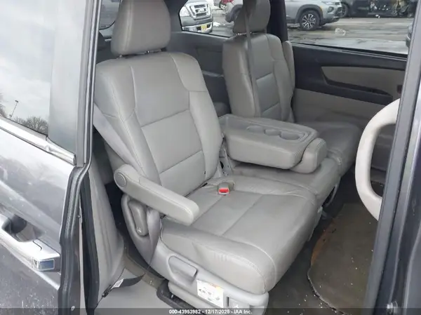 5FNRL5H65GB123227 2016 HONDA ODYSSEY - Image 8