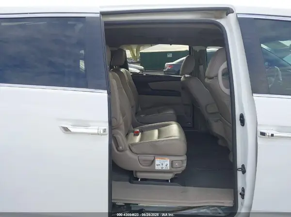 5FNRL5H65GB158771 2016 HONDA ODYSSEY - Image 8