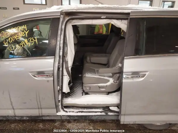 5FNRL5H65GB509534 2016 HONDA ODYSSEY - Image 8