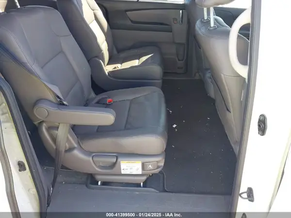 5FNRL5H65HB003011 2017 HONDA ODYSSEY - Image 8