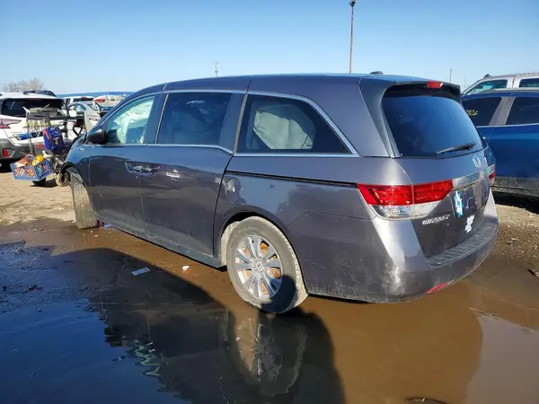 5FNRL5H65HB003879 2017 HONDA ODYSSEY - Image 2