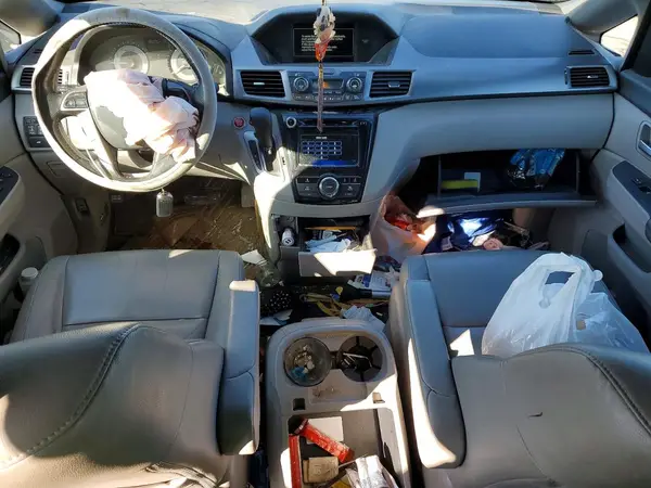 5FNRL5H65HB003879 2017 HONDA ODYSSEY - Image 8