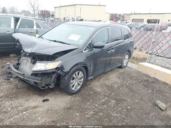 5FNRL5H65HB004899 2017 HONDA ODYSSEY - Image 2