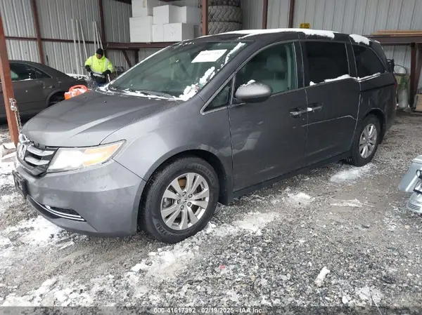 5FNRL5H65HB007818 2017 HONDA ODYSSEY - Image 2