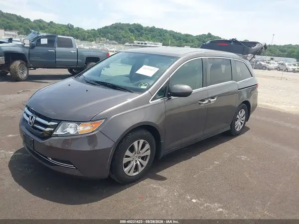 5FNRL5H65HB008175 2017 HONDA ODYSSEY - Image 2