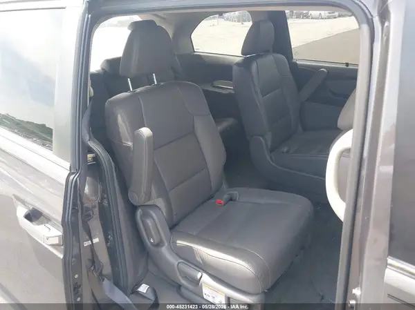 5FNRL5H65HB008175 2017 HONDA ODYSSEY - Image 8