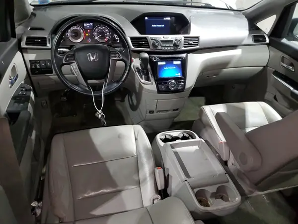 5FNRL5H65HB014638 2017 HONDA ODYSSEY - Image 8