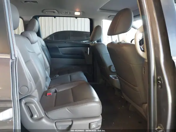 5FNRL5H66GB041913 2016 HONDA ODYSSEY - Image 8