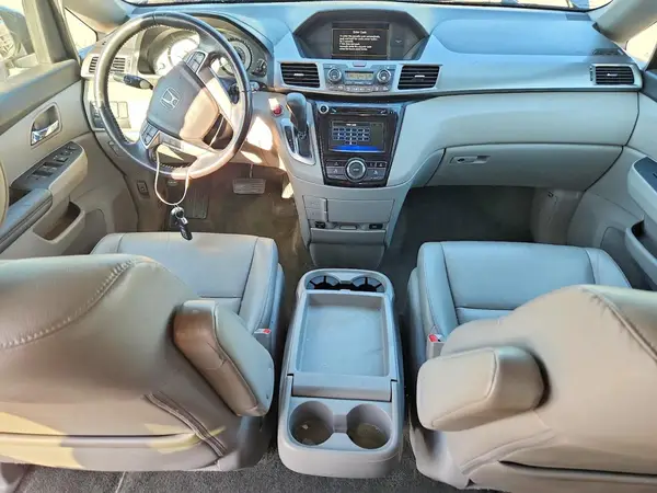5FNRL5H66GB063930 2016 HONDA ODYSSEY - Image 8