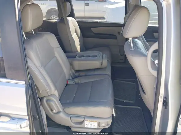 5FNRL5H66GB074233 2016 HONDA ODYSSEY - Image 8
