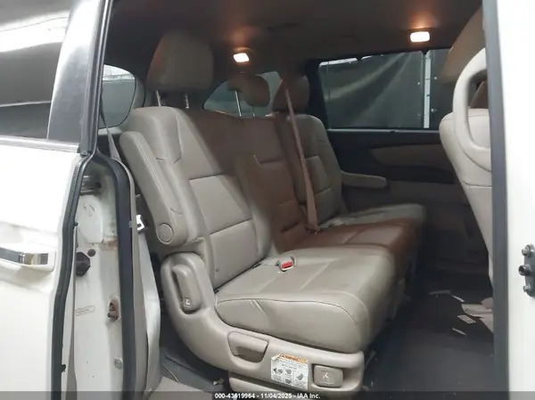 5FNRL5H66GB096667 2016 HONDA ODYSSEY - Image 8